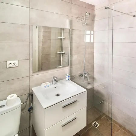 아파트 Lanzahost Casa Tibet